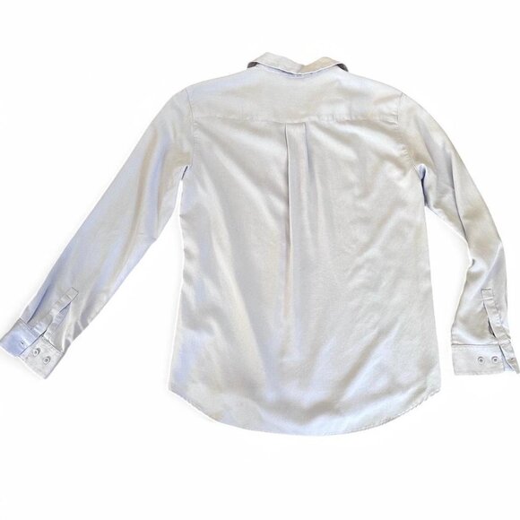 Light Weight Uniqlo Button Down - Picture 7 of 7